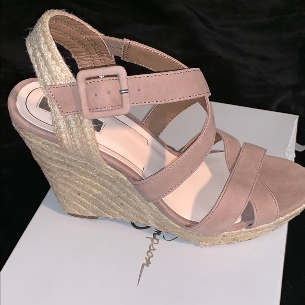 Jessica Simpson tan wedges